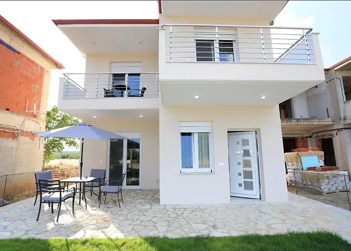 Stenija Villa
